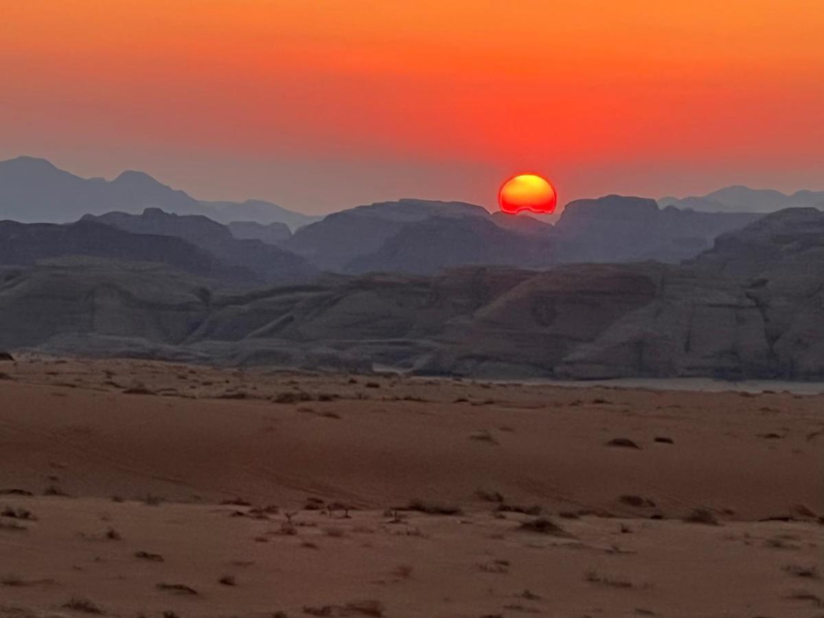 Joy To Wadi Rum Exterior photo